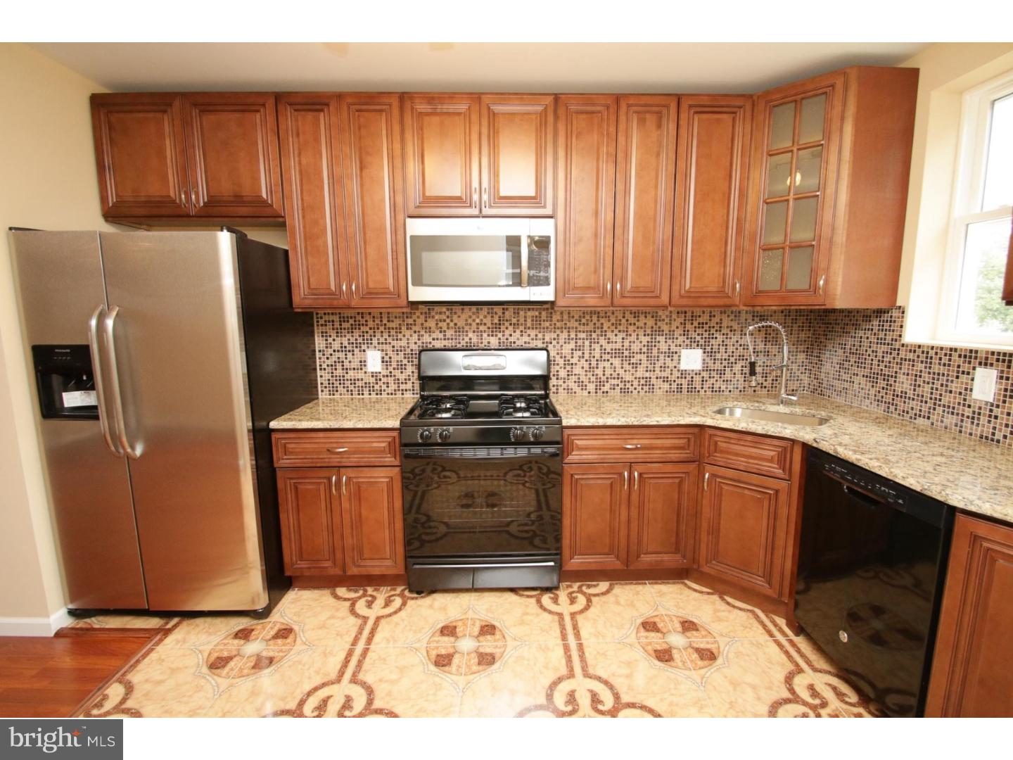 WEST OAK LANE - Residential