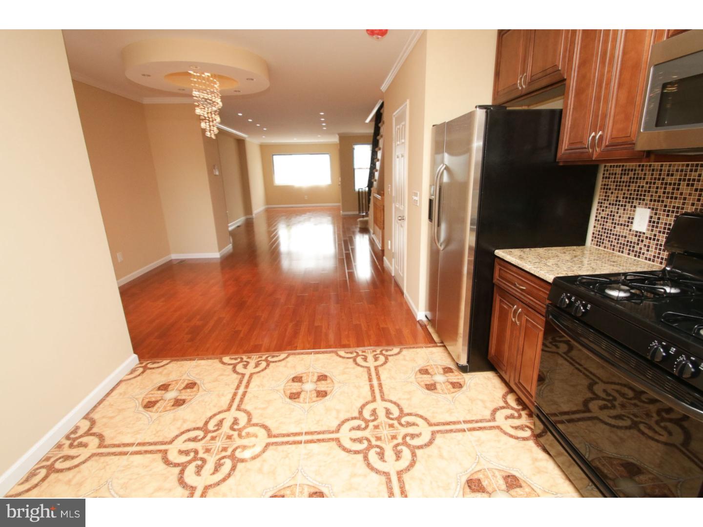 WEST OAK LANE - Residential