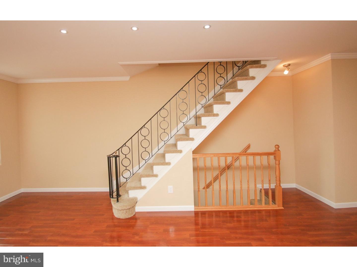 WEST OAK LANE - Residential