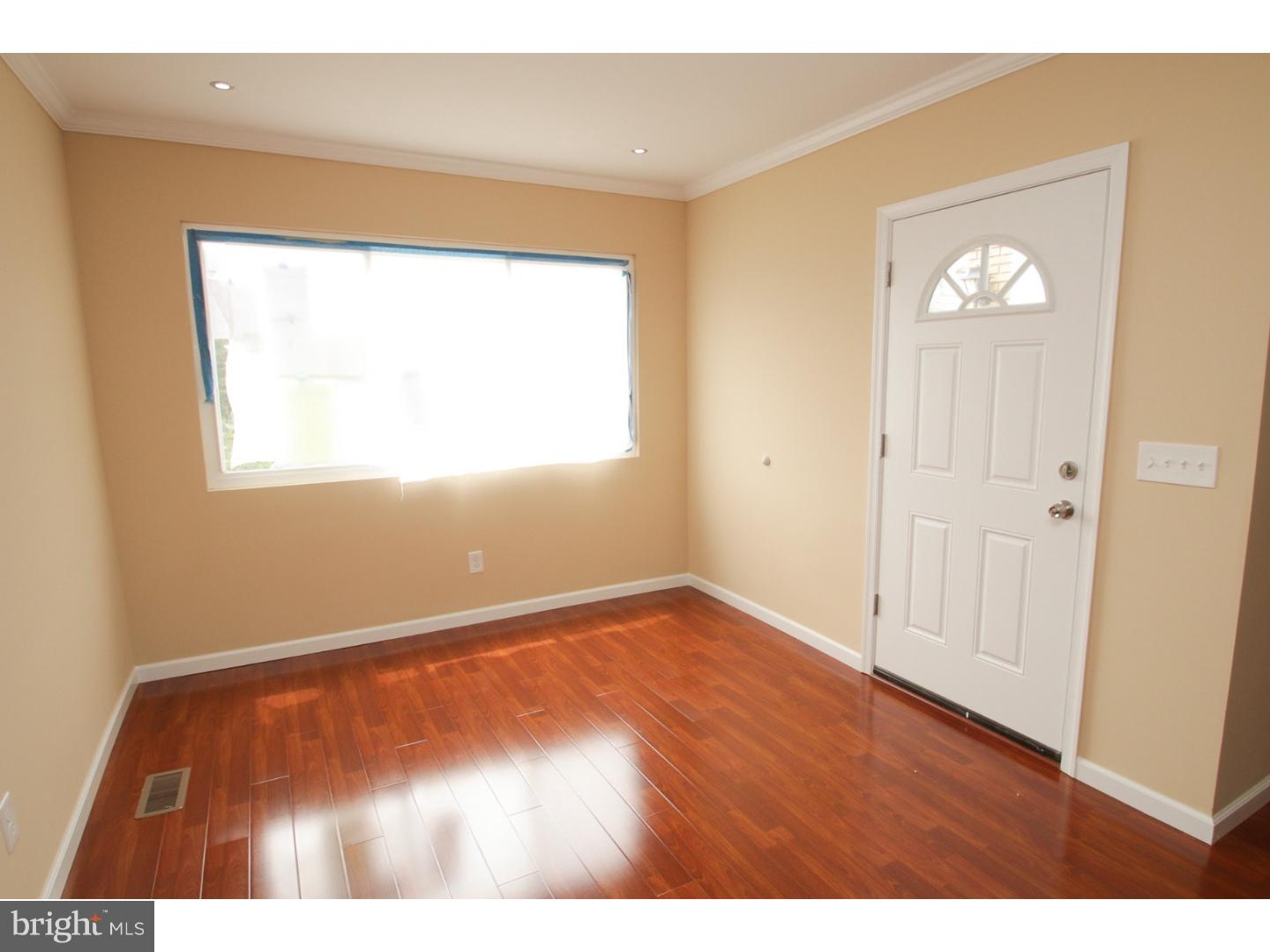 WEST OAK LANE - Residential
