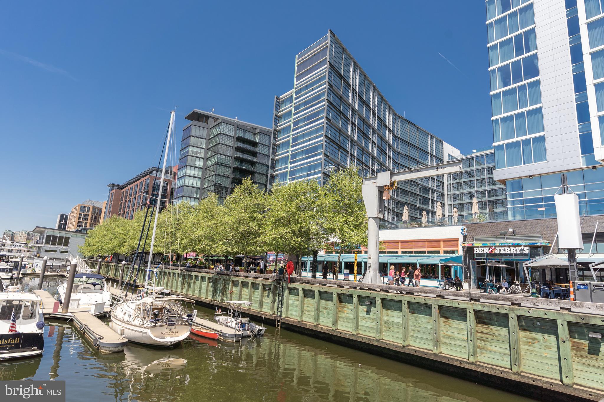 SOUTHWEST WATERFRONT - Residential