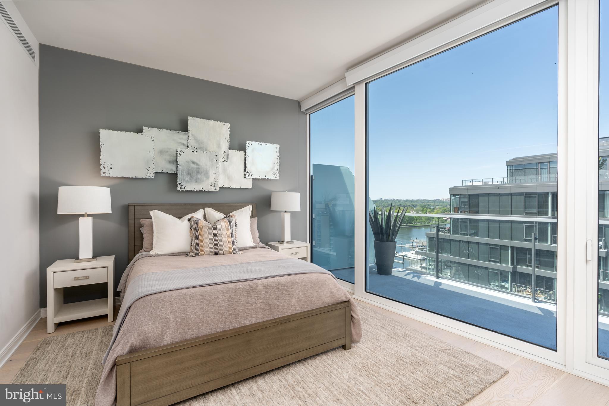 SOUTHWEST WATERFRONT - Residential