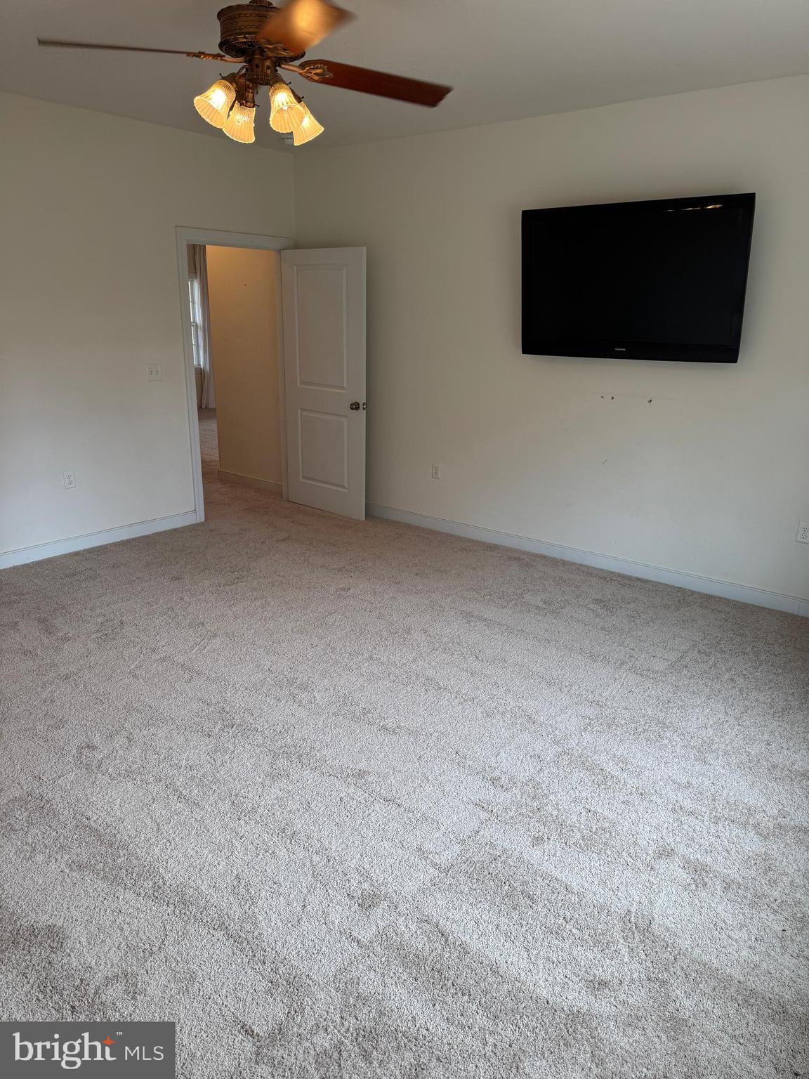 HARRIS CREEK - Residential