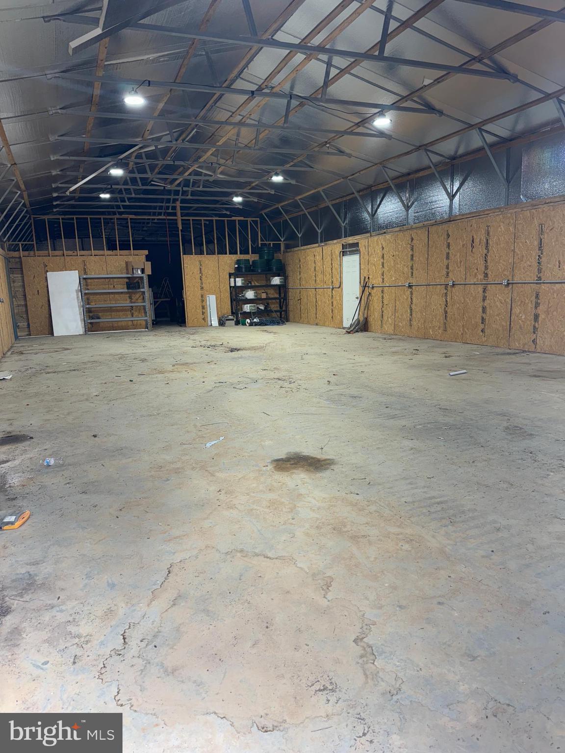 HARRIS CREEK - Residential