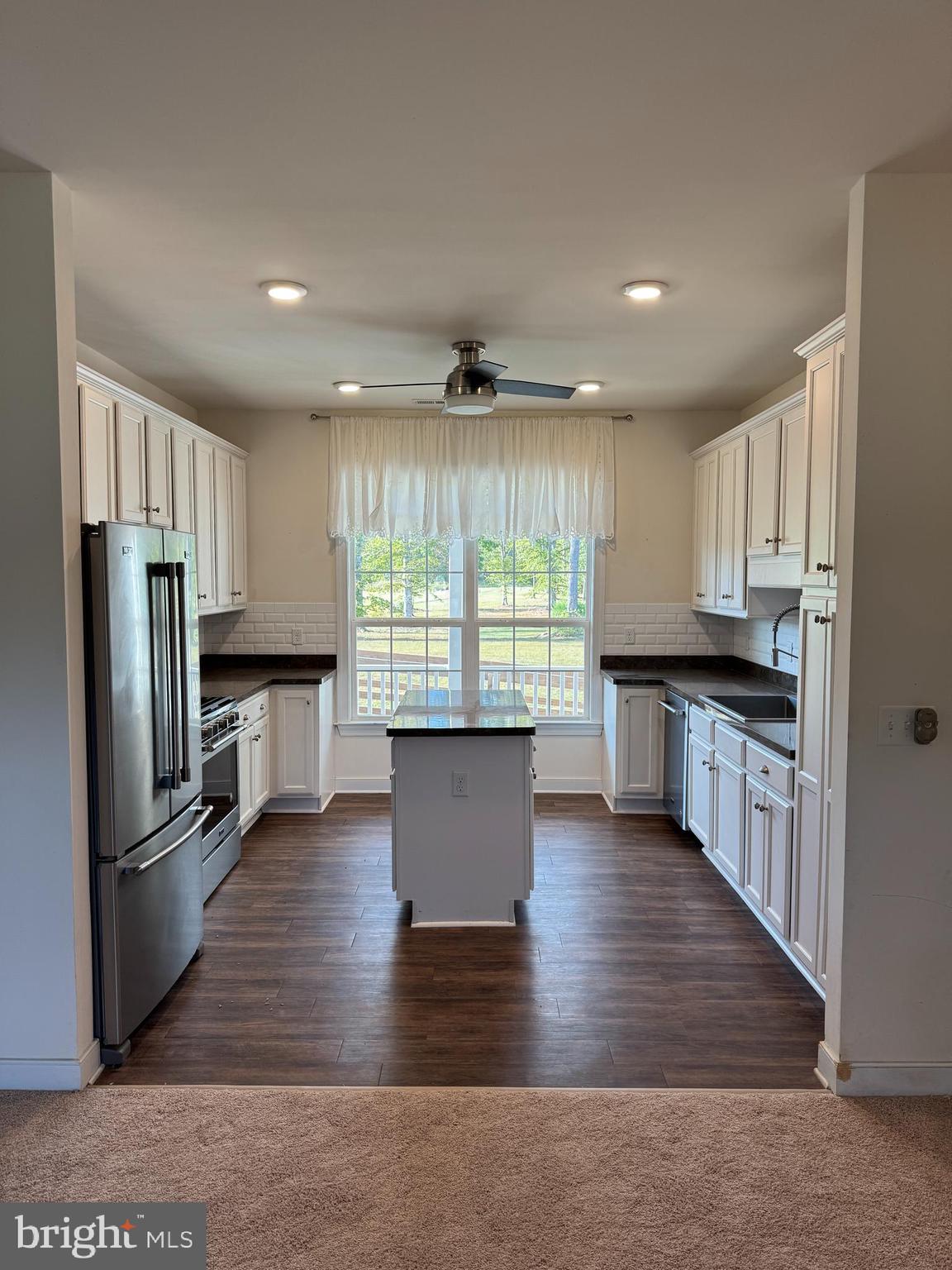 HARRIS CREEK - Residential