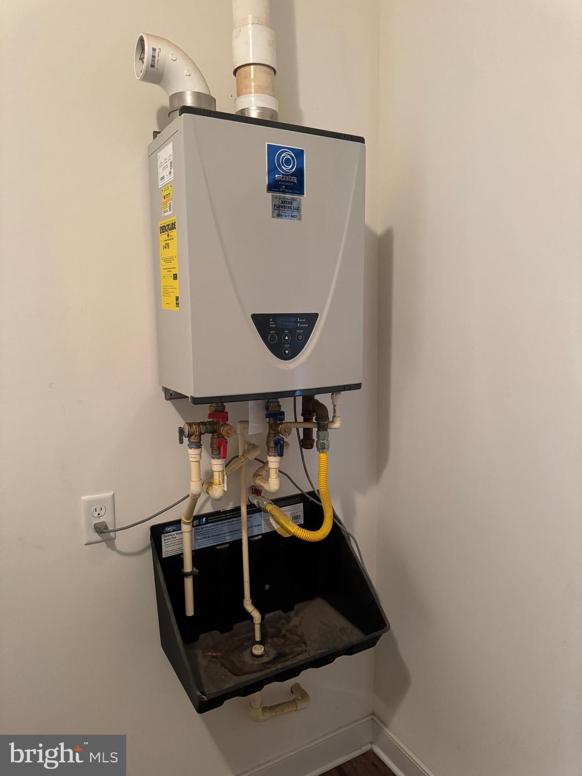 HARRIS CREEK - Residential