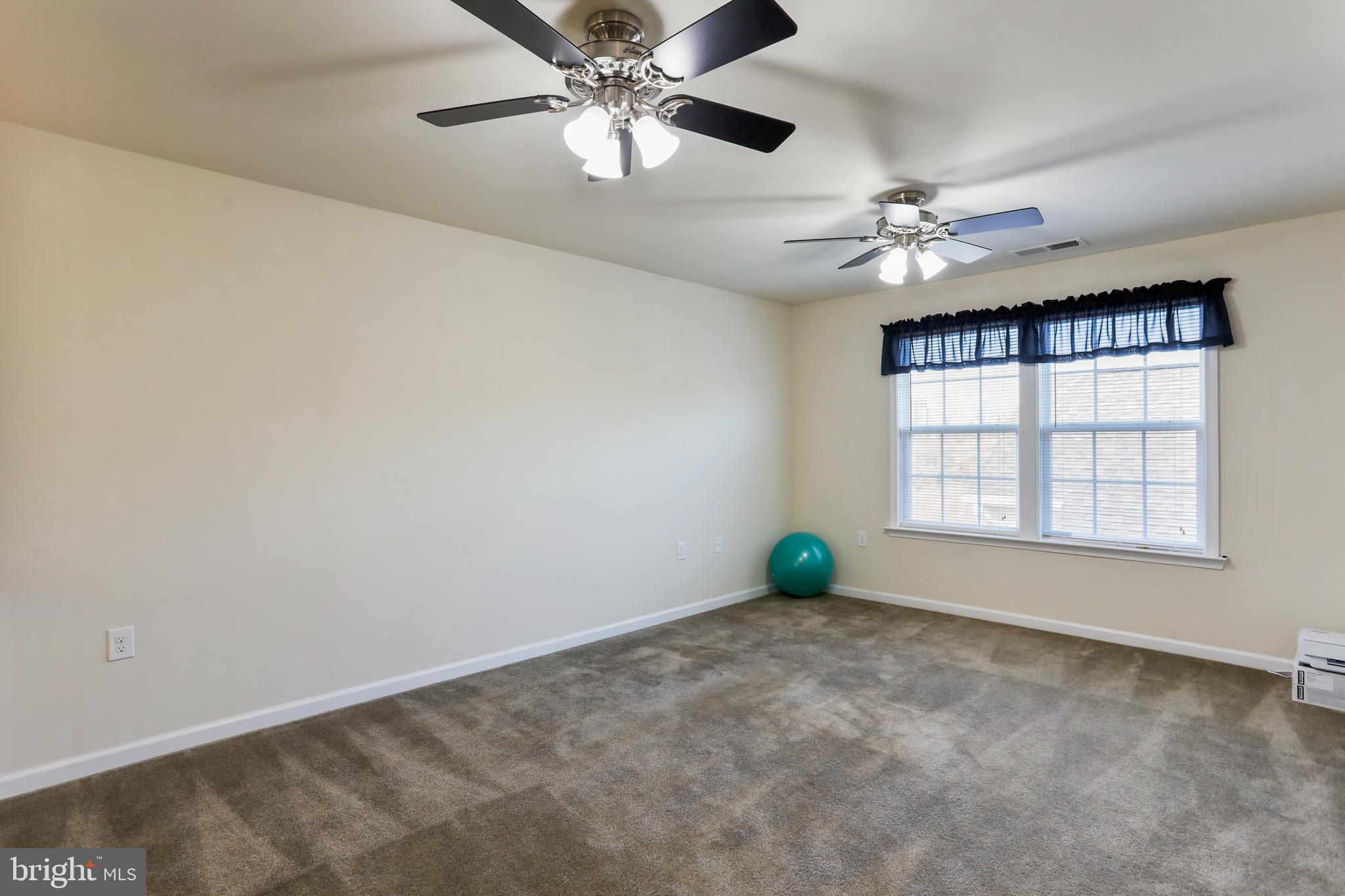 LAKELAND PLACE - Residential