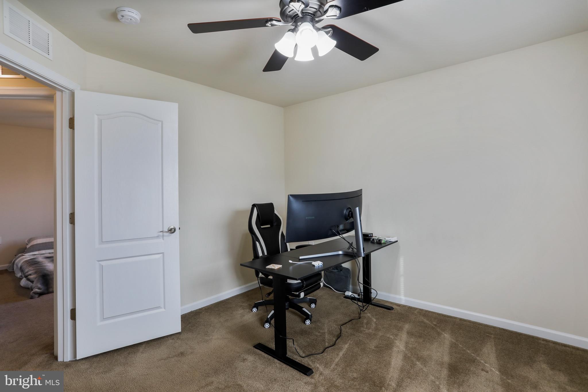 LAKELAND PLACE - Residential