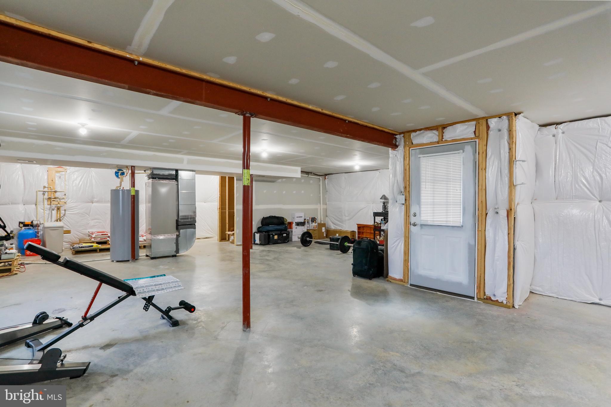 LAKELAND PLACE - Residential