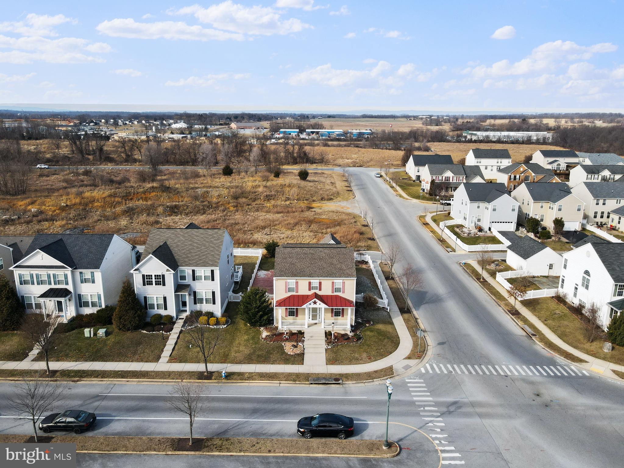 LAKELAND PLACE - Residential