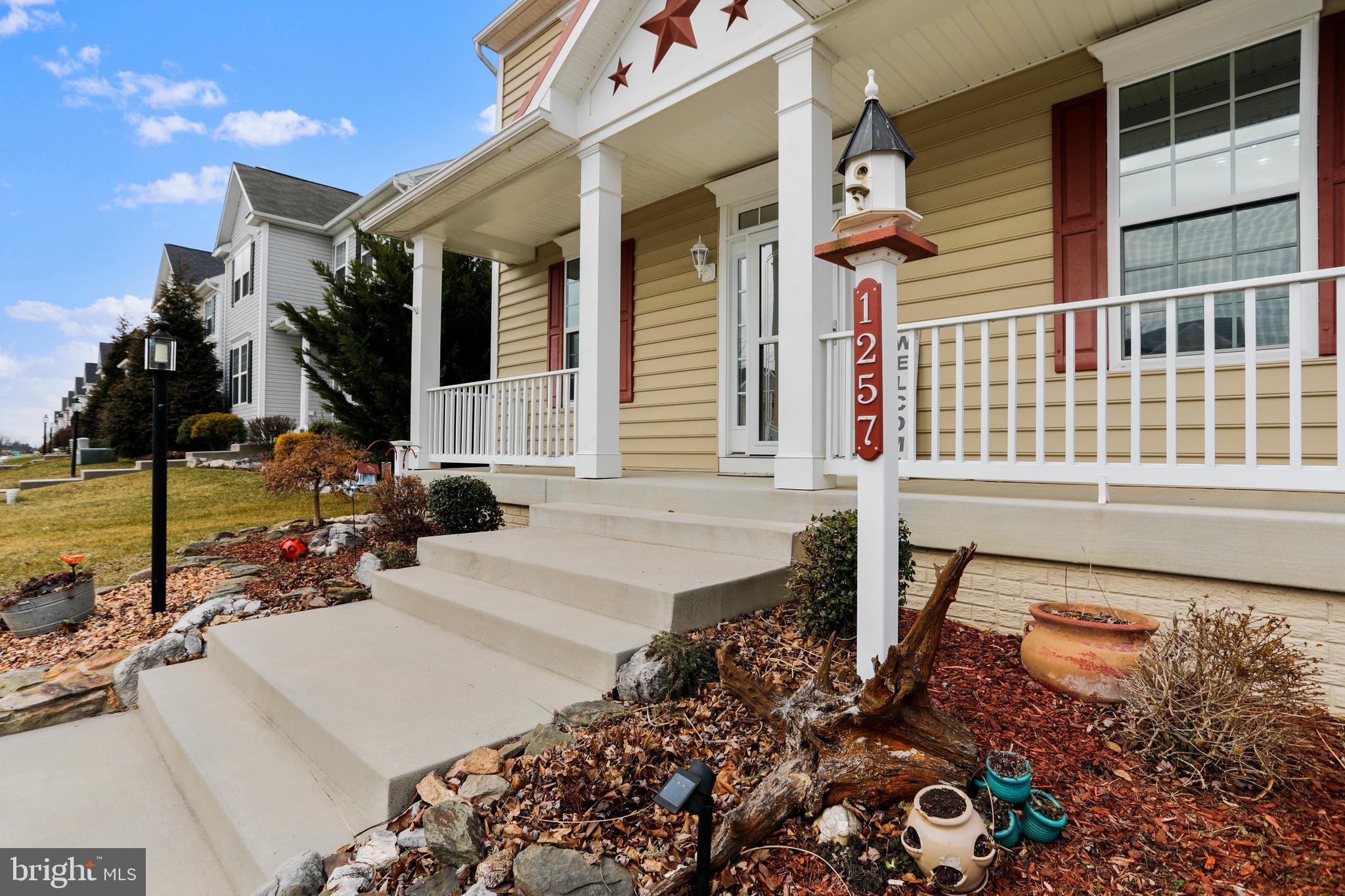 LAKELAND PLACE - Residential