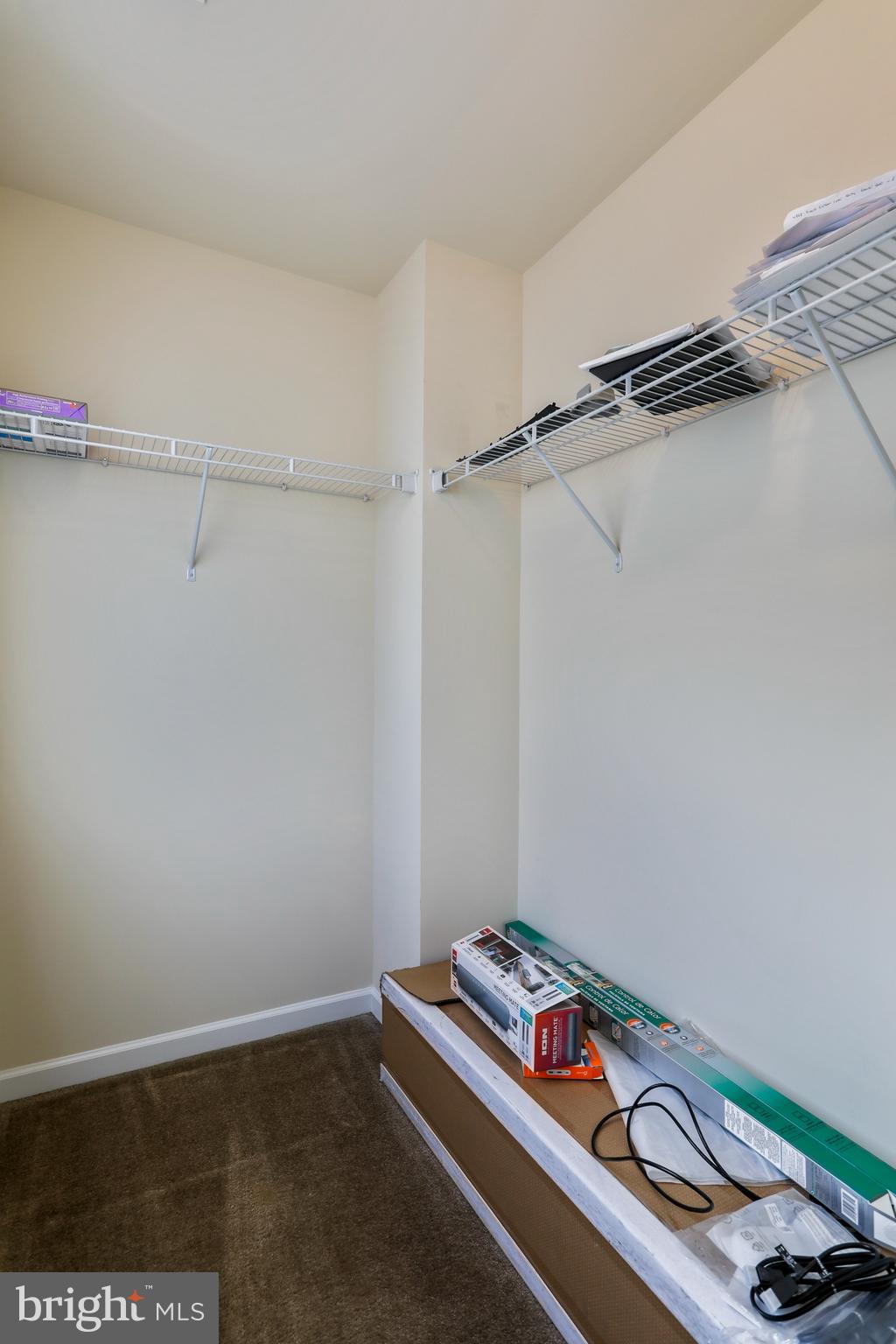 LAKELAND PLACE - Residential