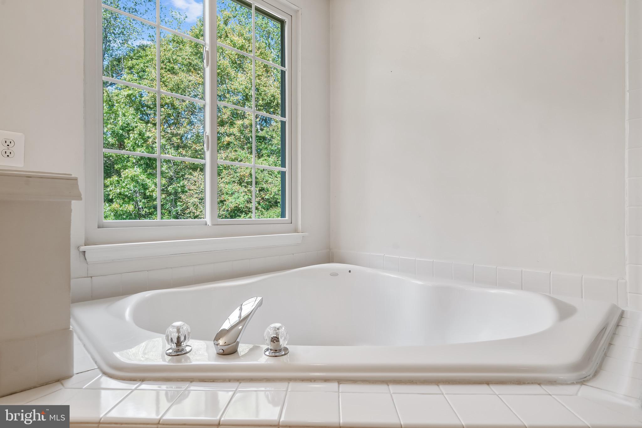 WINDING CREEK ESTATES - Residential