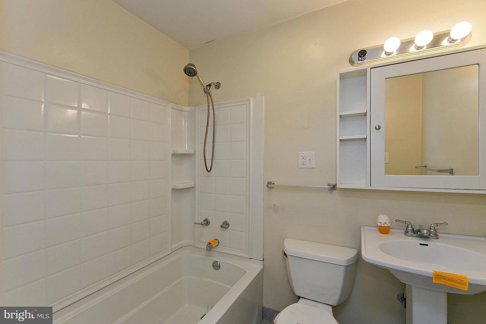 BLUE RIDGE MOUNTAIN ESTATES - Residential