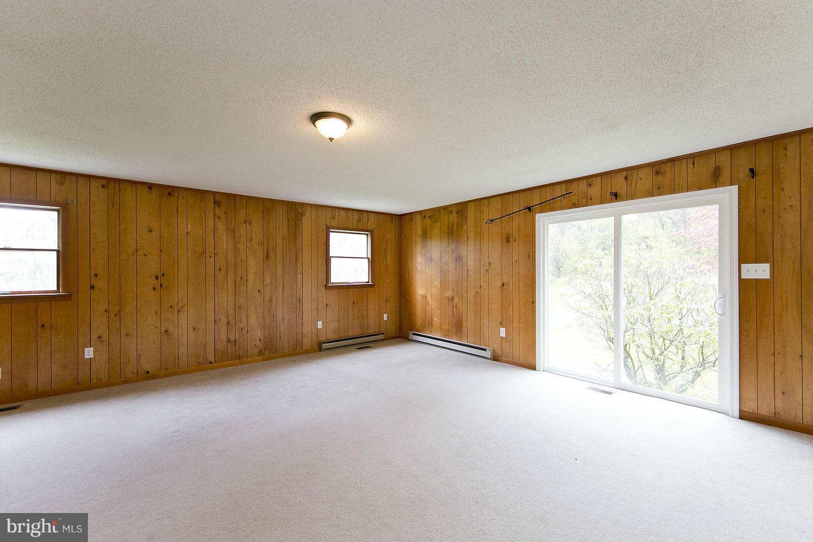 BLUE RIDGE MOUNTAIN ESTATES - Residential