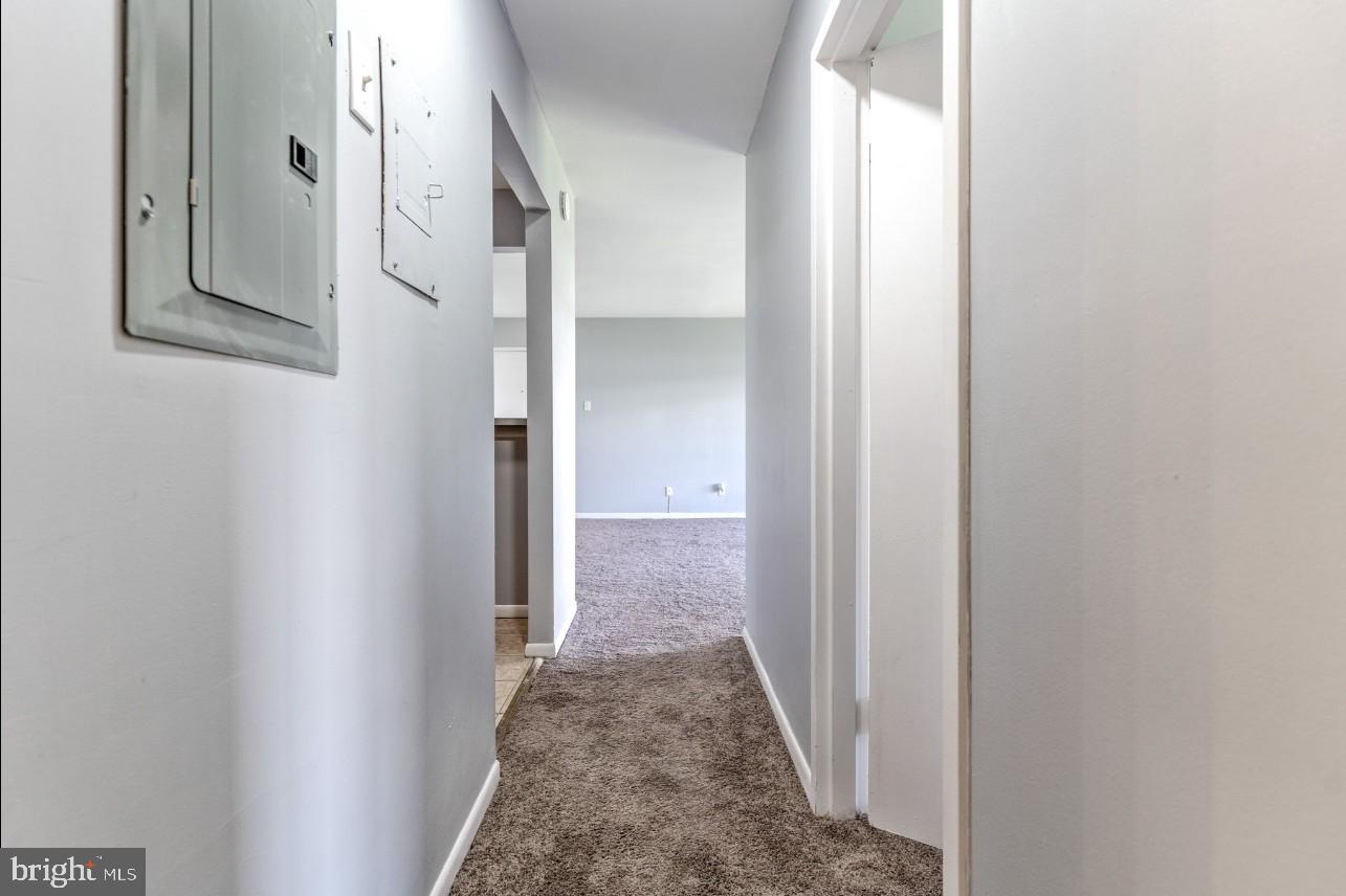 TREETOP CONDO - Residential