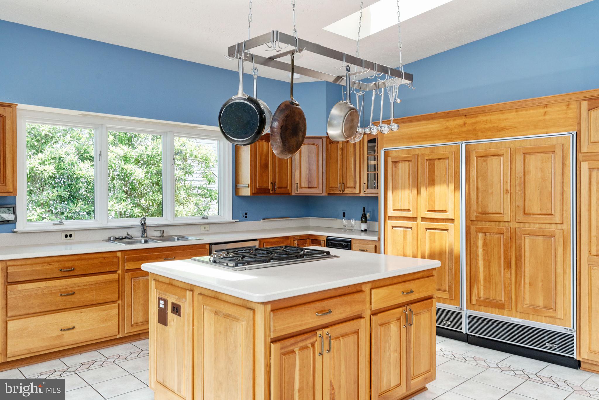 LAKE OF THE WOODS - Residential