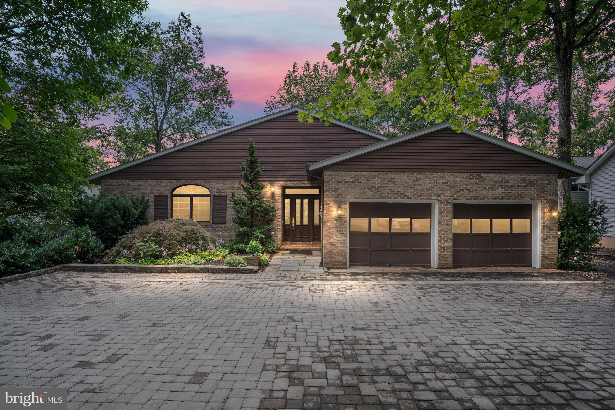 LAKE OF THE WOODS - Residential