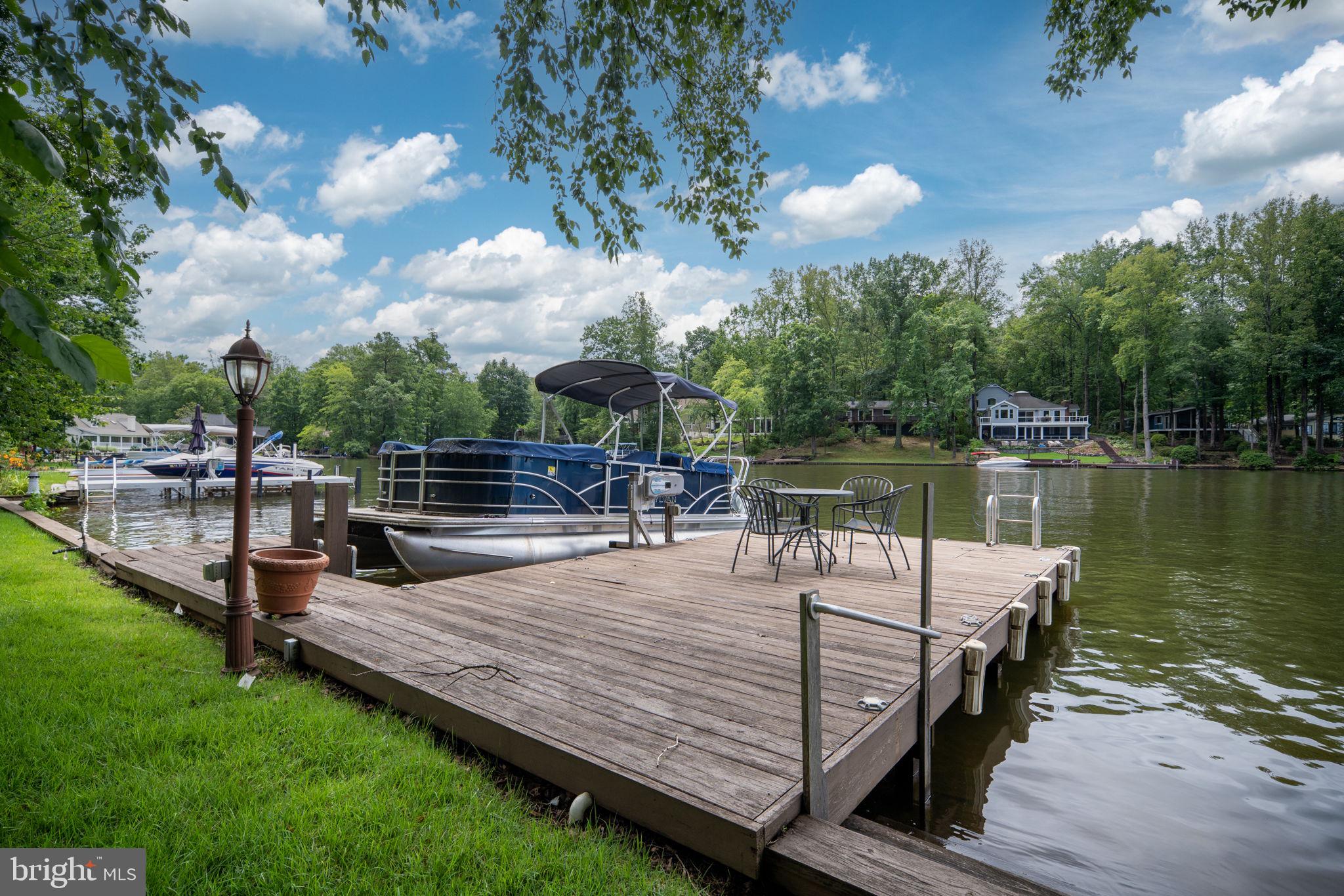 LAKE OF THE WOODS - Residential