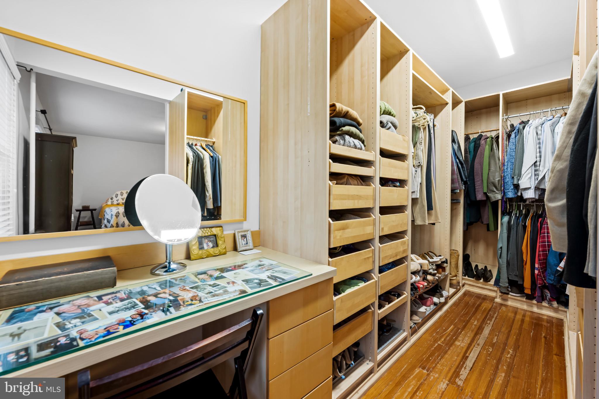 TUSCANY-CANTERBURY - Residential