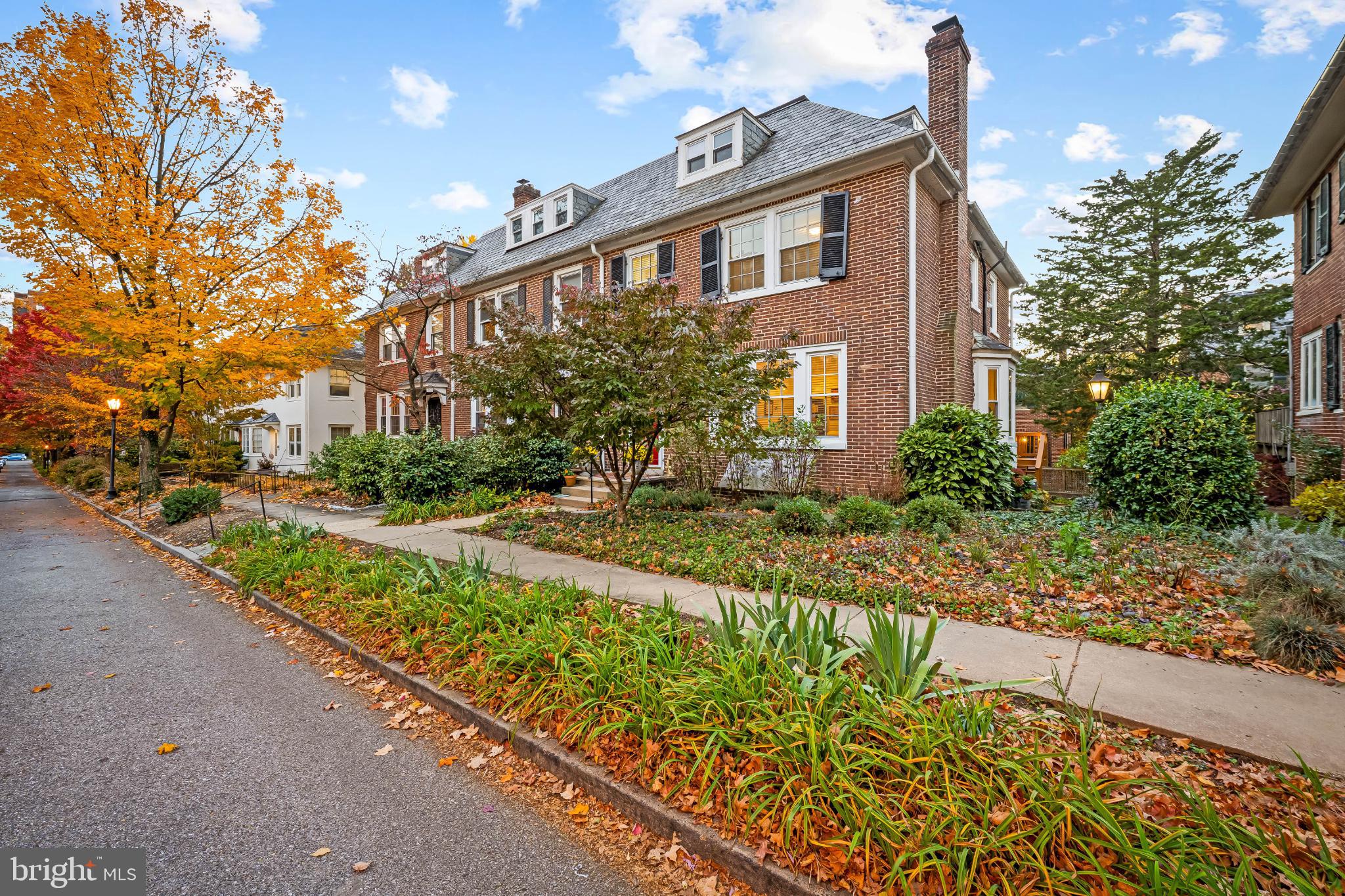 TUSCANY-CANTERBURY - Residential