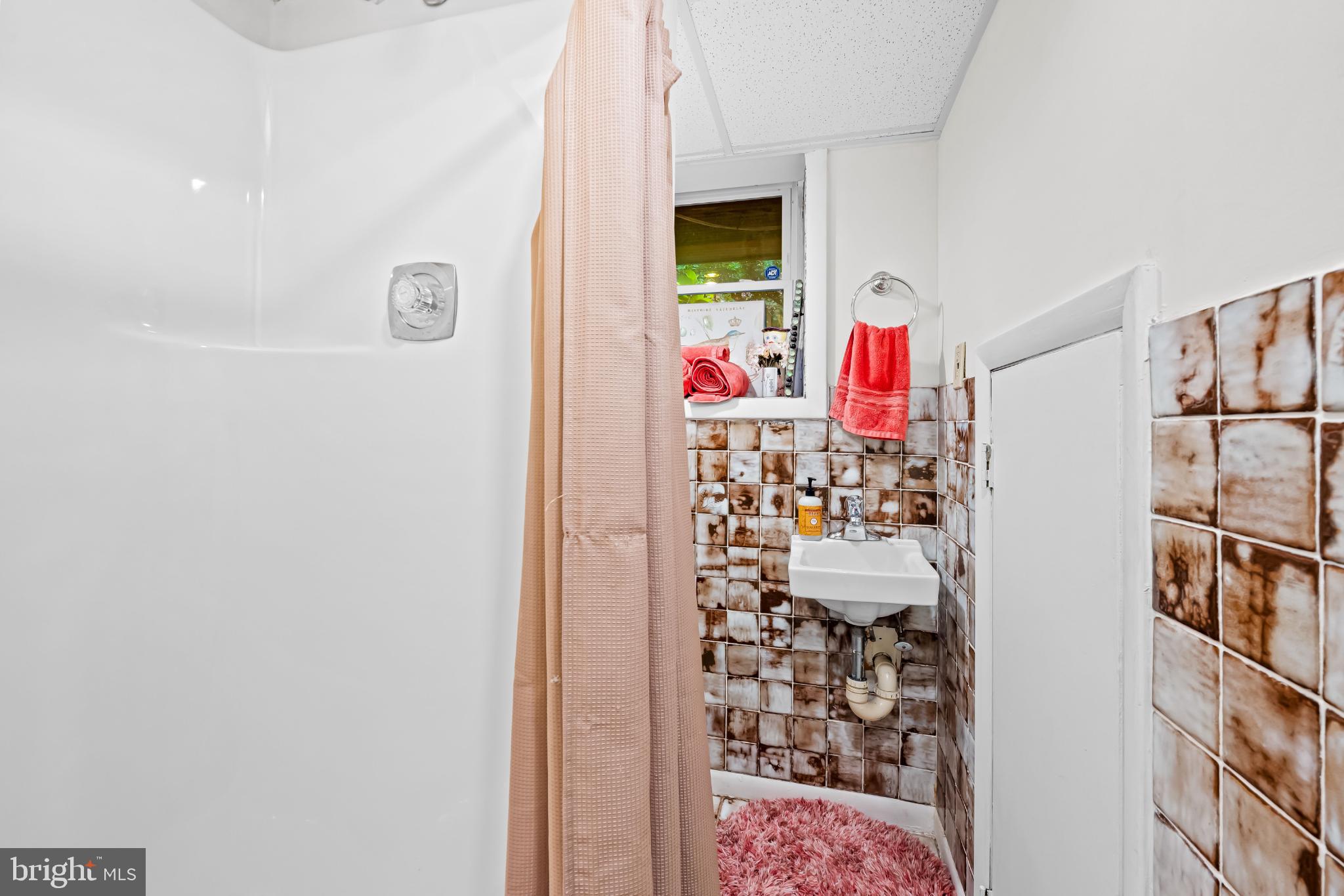 TUSCANY-CANTERBURY - Residential