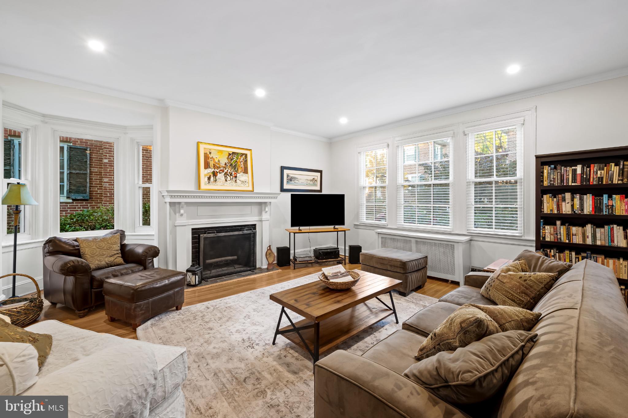 TUSCANY-CANTERBURY - Residential