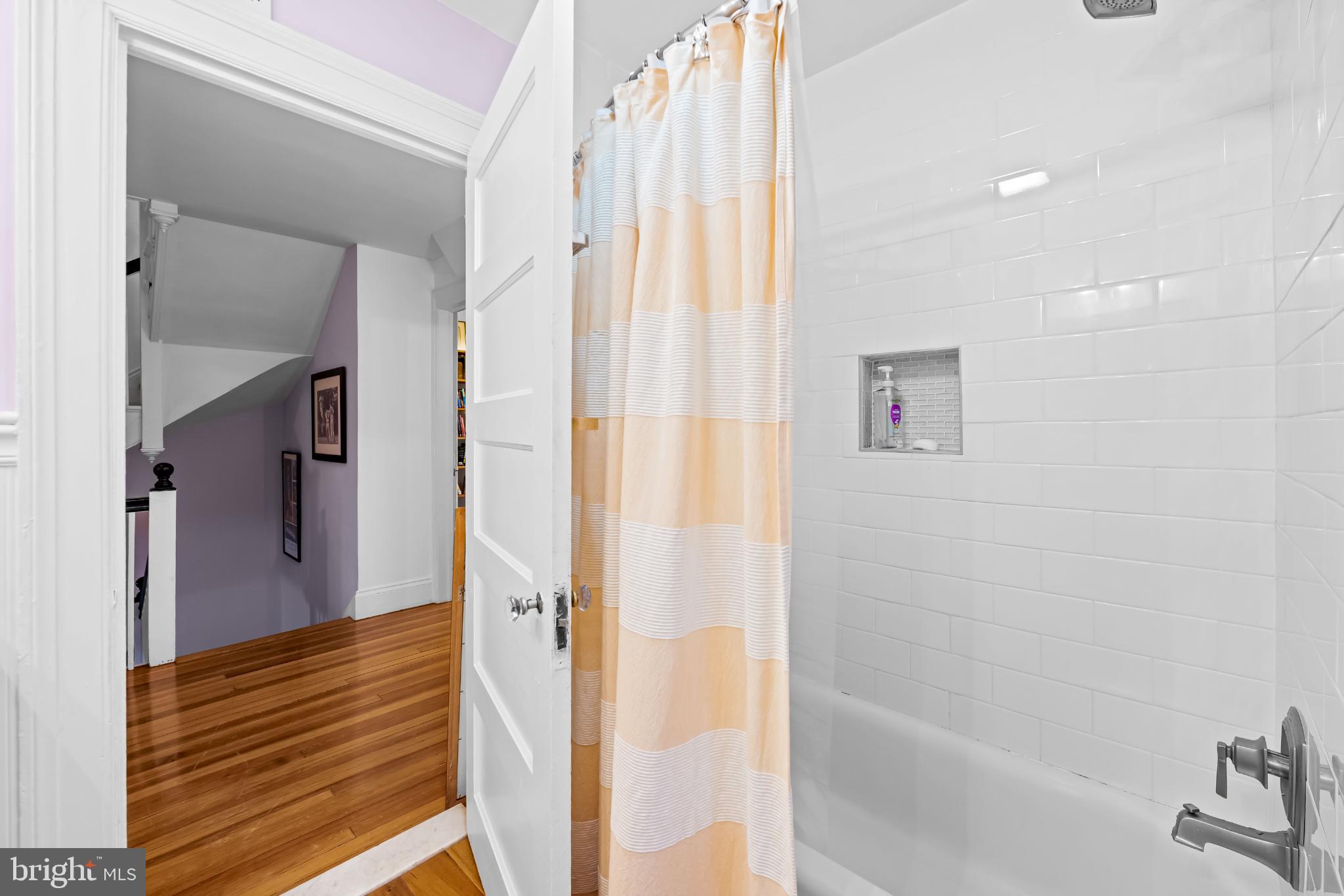 TUSCANY-CANTERBURY - Residential