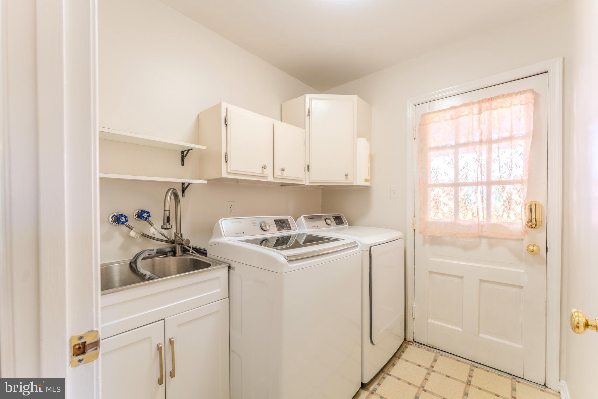 COLLEGE GARDENS - Residential