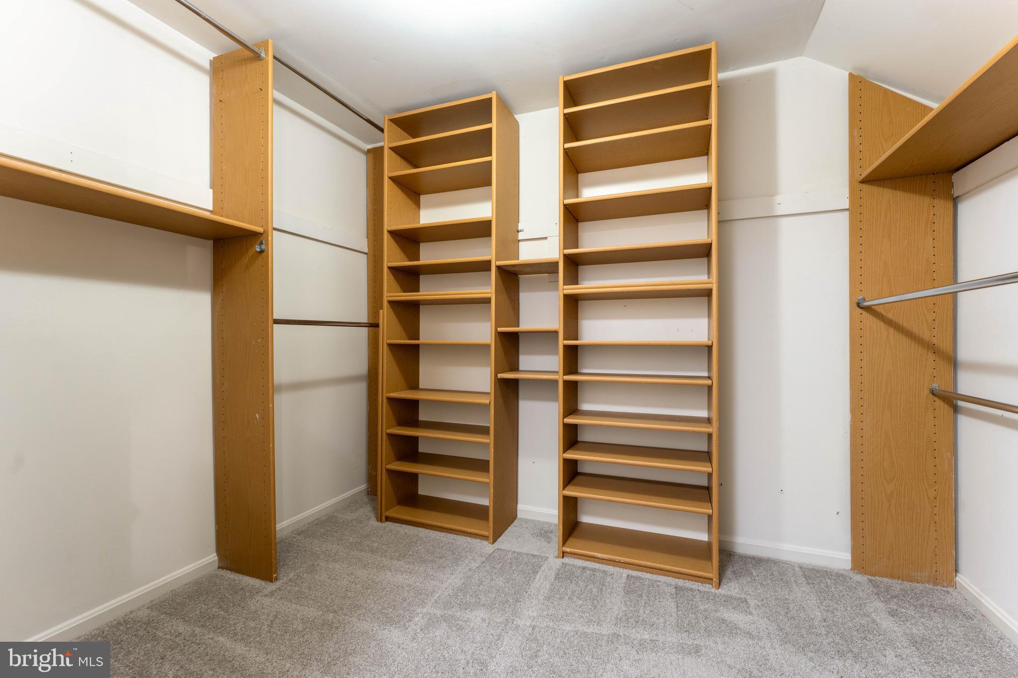 COLLEGE GARDENS - Residential