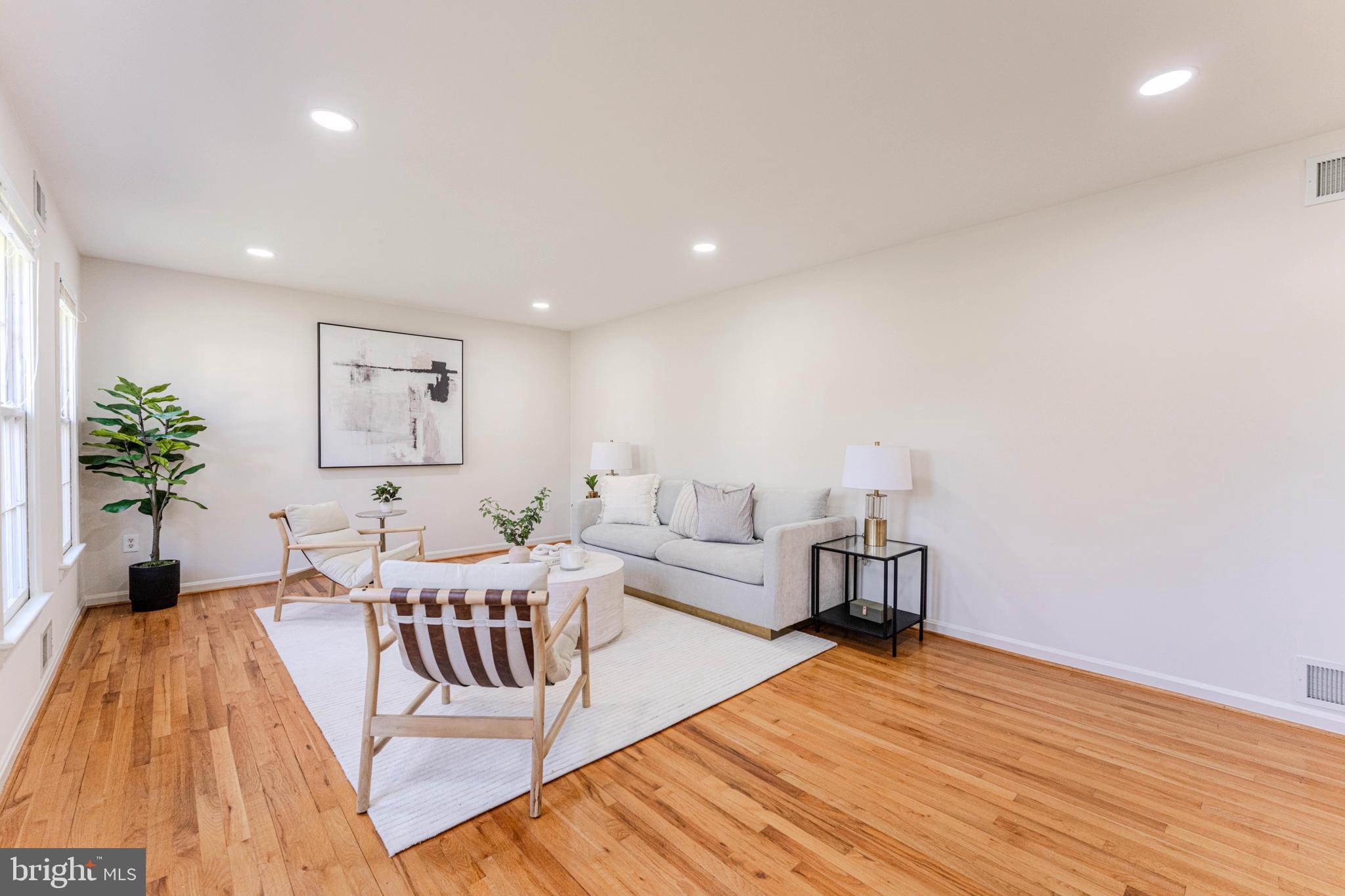 COLLEGE GARDENS - Residential