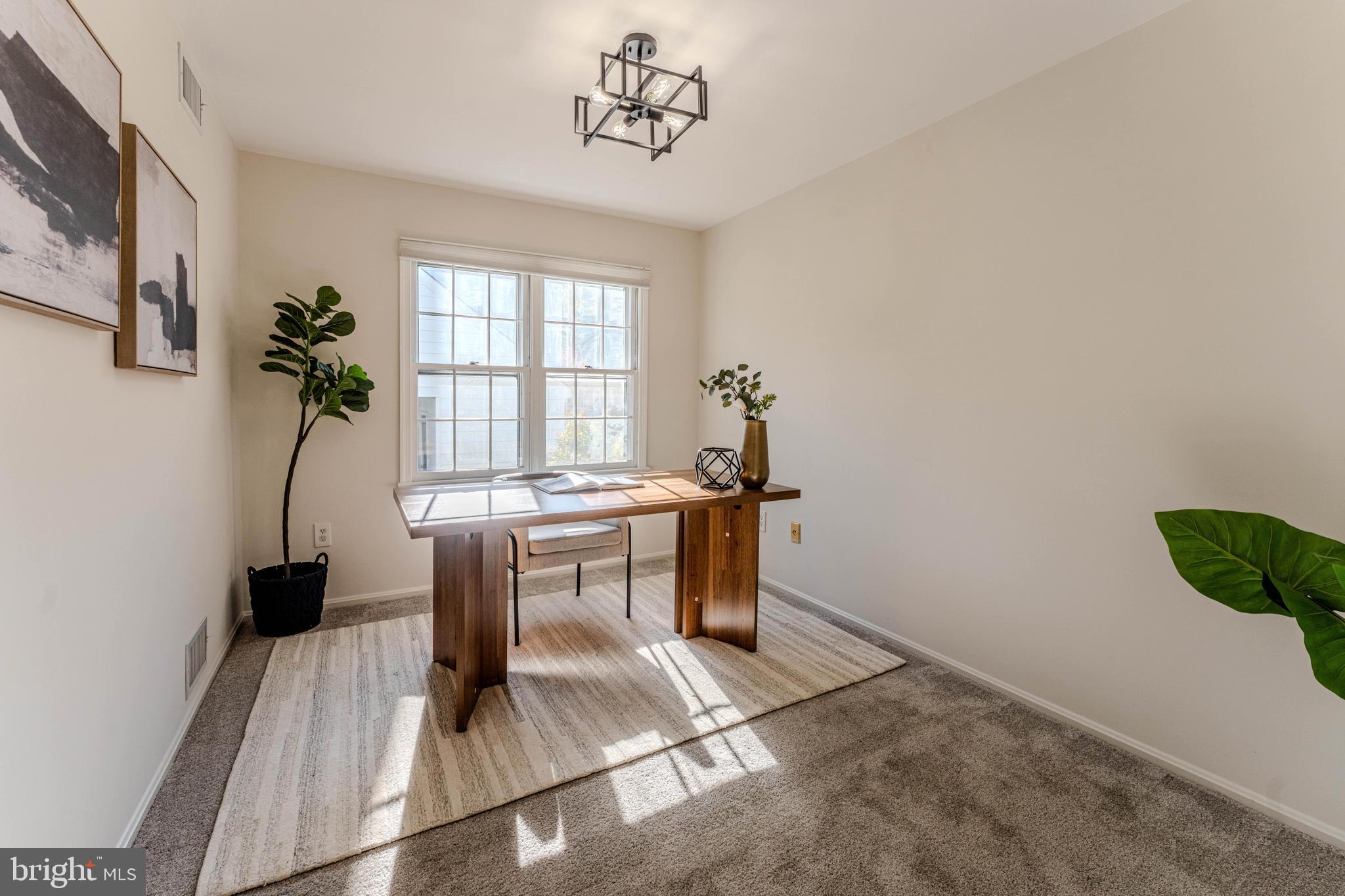 COLLEGE GARDENS - Residential