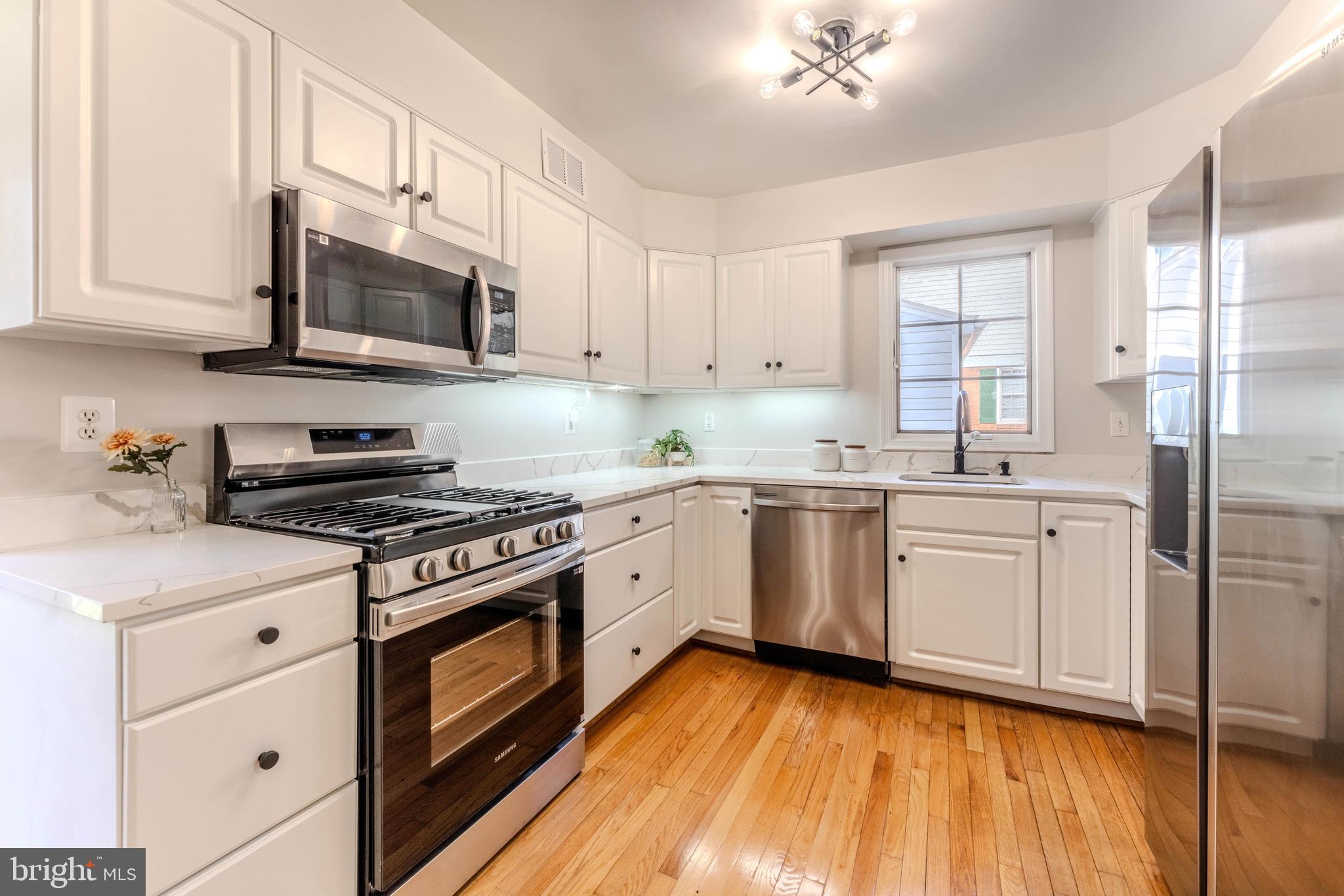 COLLEGE GARDENS - Residential