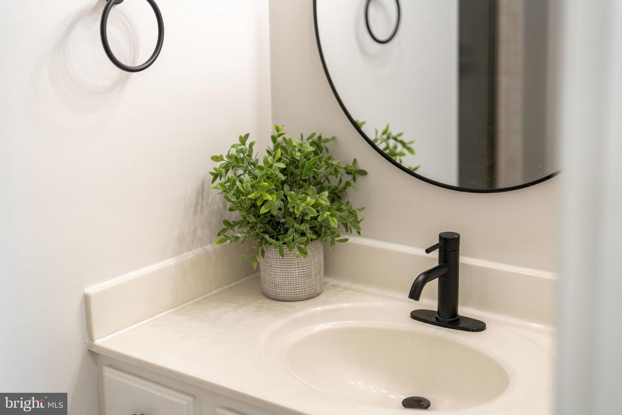 COLLEGE GARDENS - Residential