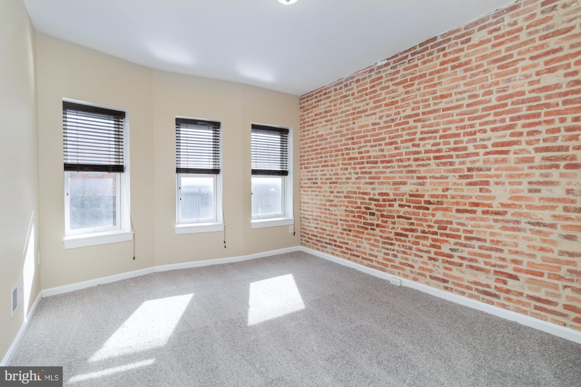 GREENMOUNT WEST - Residential