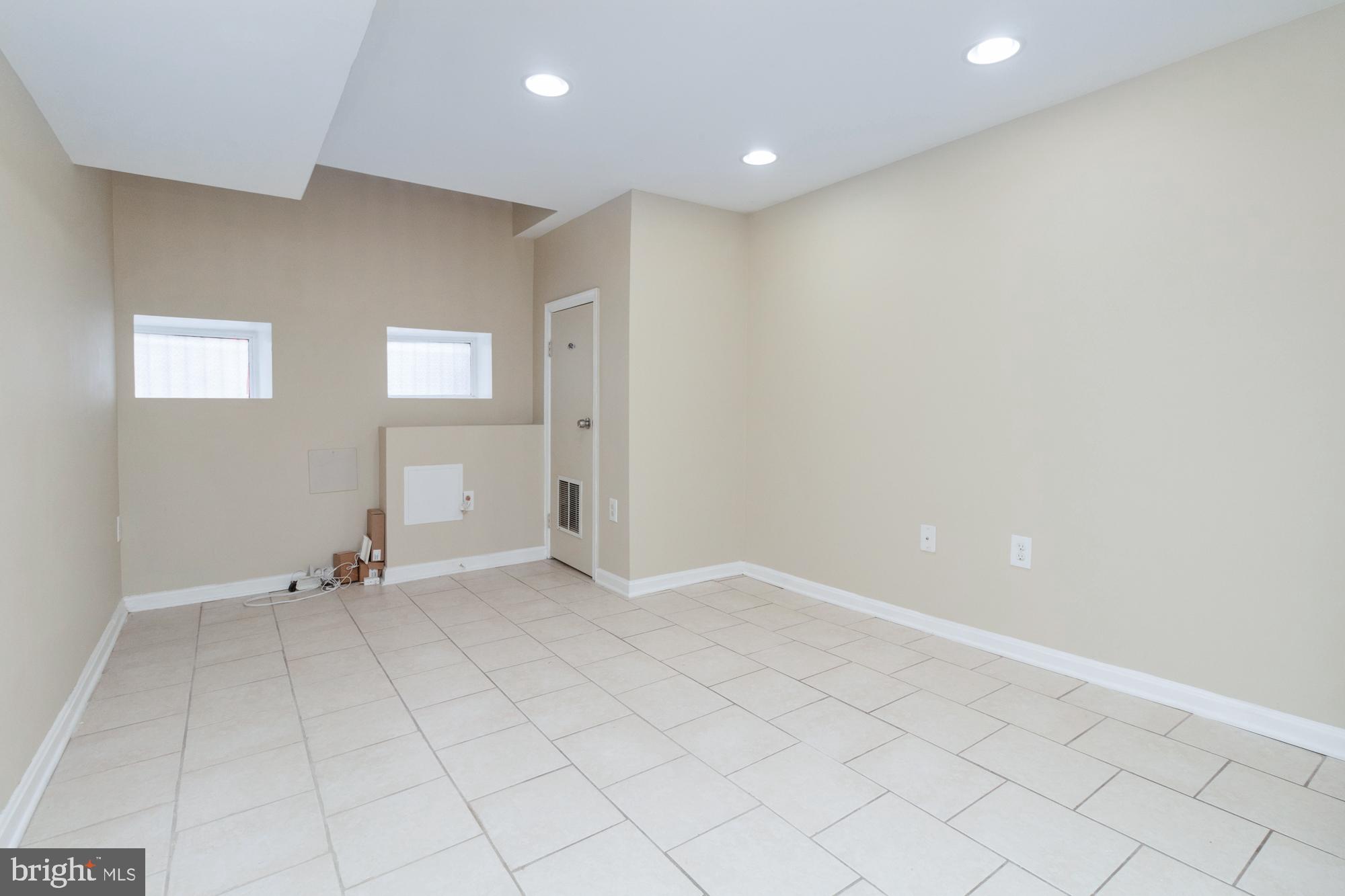 GREENMOUNT WEST - Residential