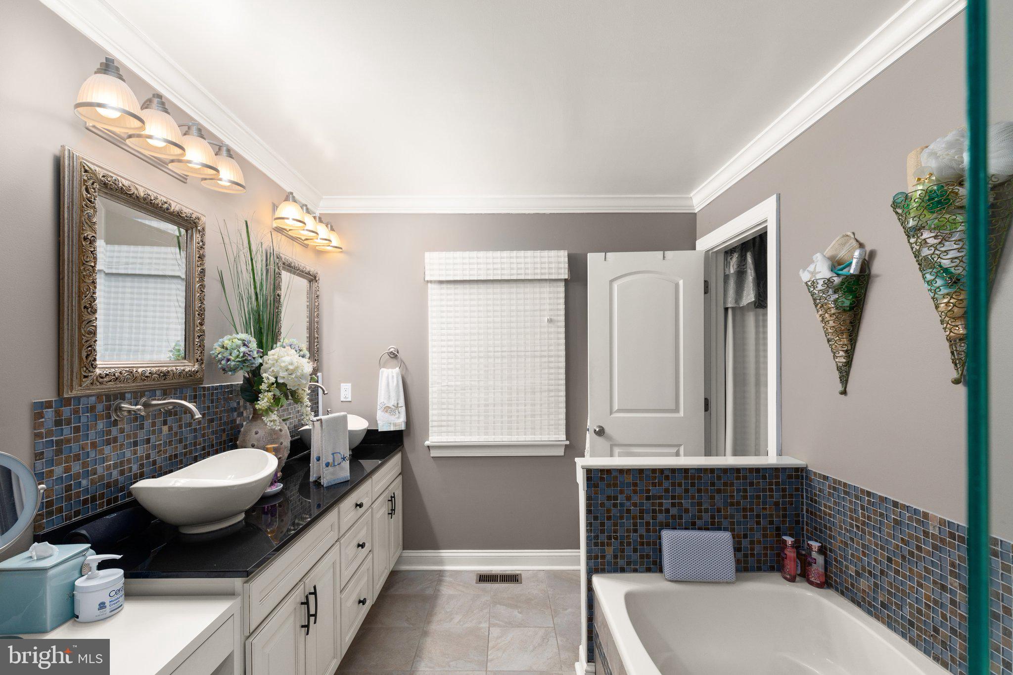 MILLERS ISLAND - Residential