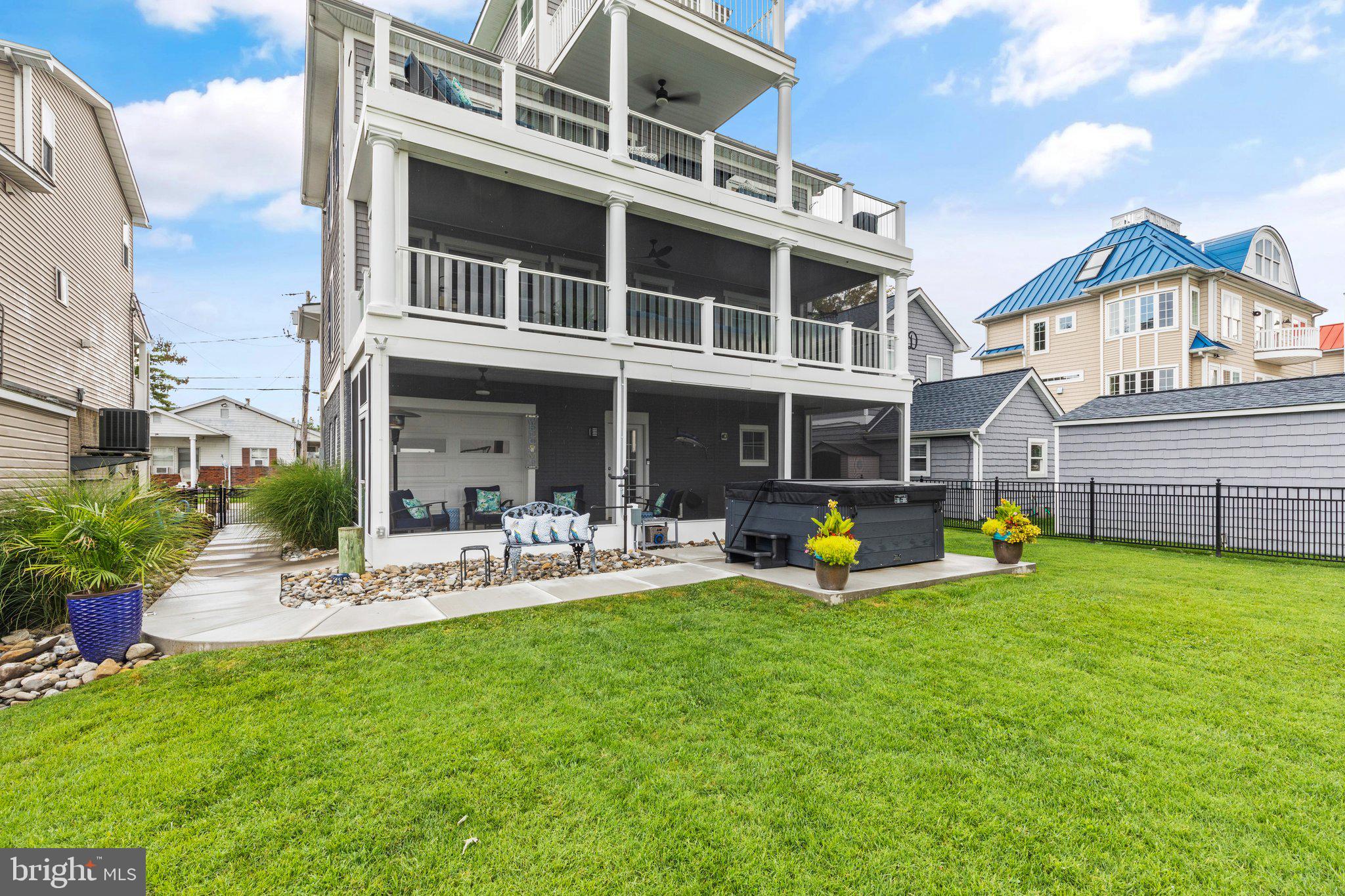 MILLERS ISLAND - Residential