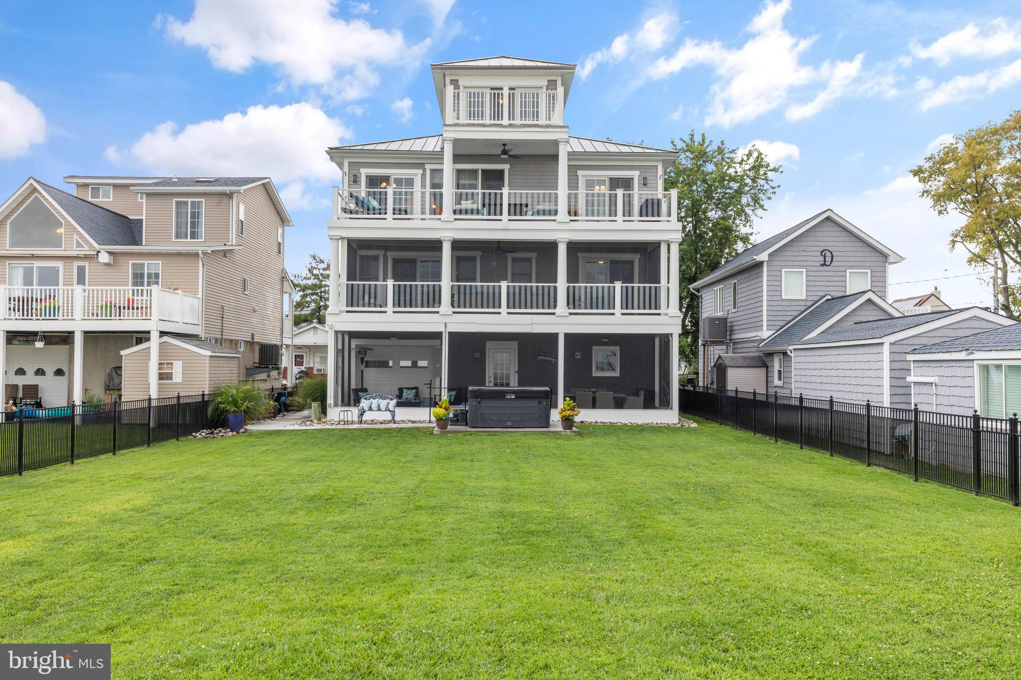 MILLERS ISLAND - Residential