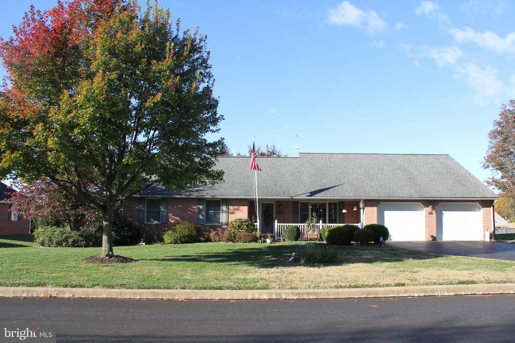 Photo of 668 Snyder Hill Road, LITITZ, PA 17543 (MLS # PALA2079138)