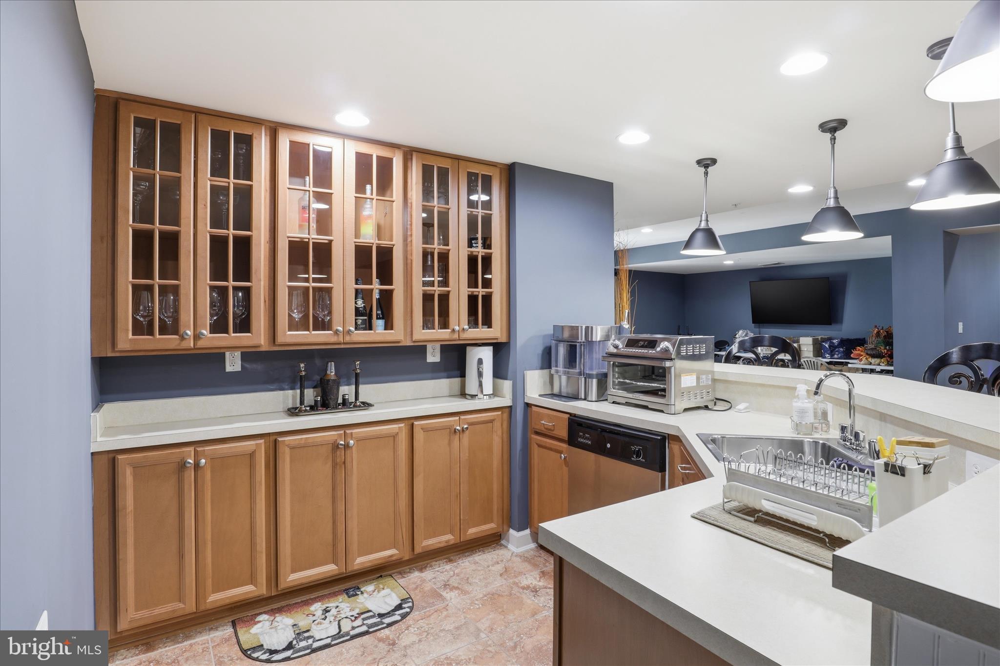 OAK CREEK - Residential