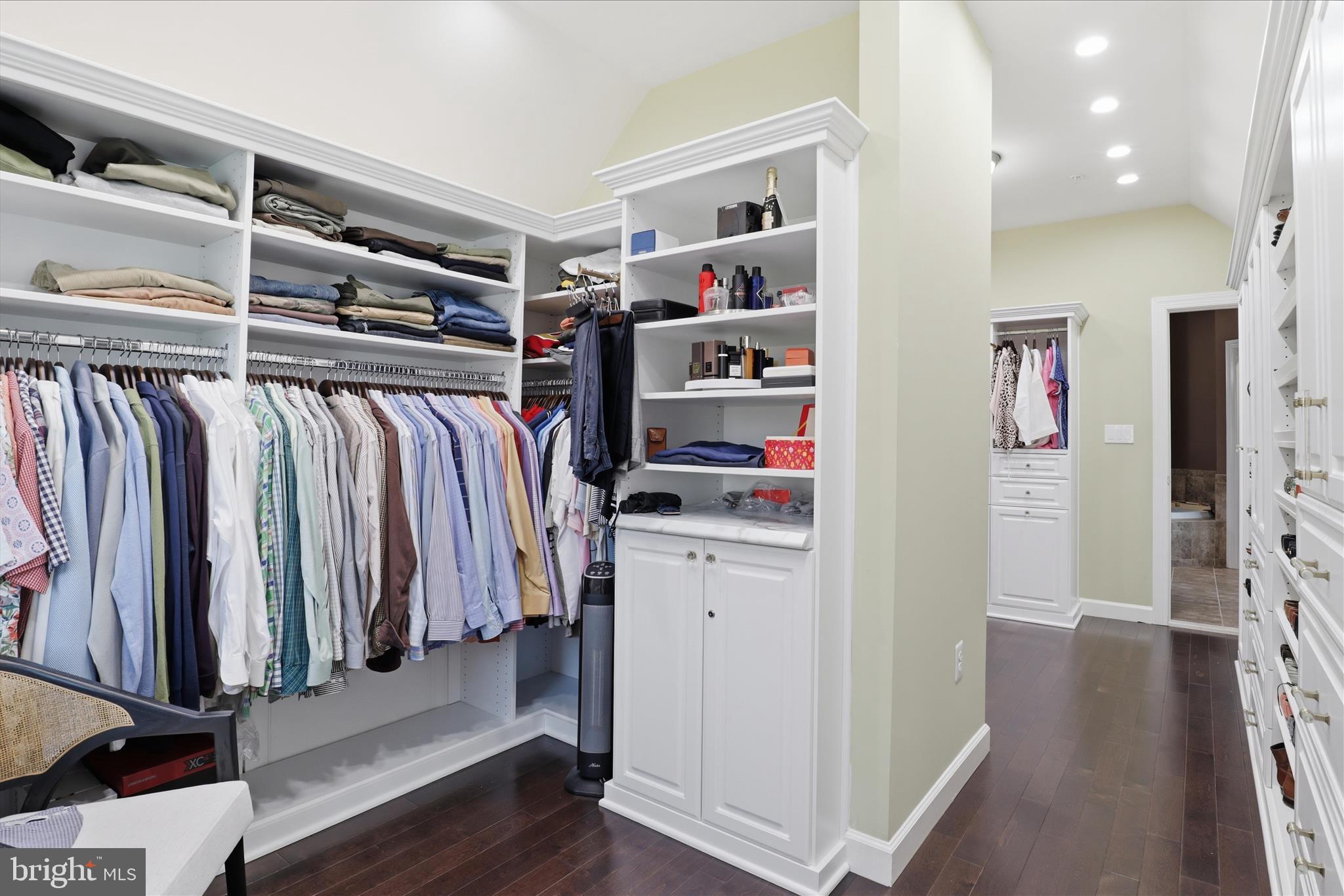 OAK CREEK - Residential