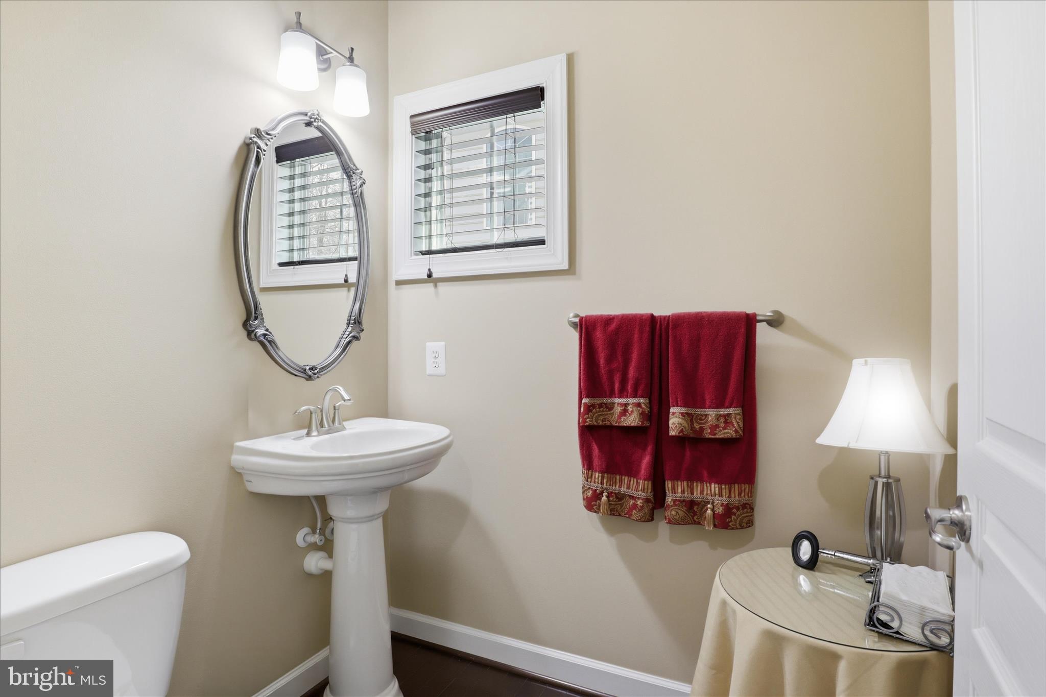 OAK CREEK - Residential