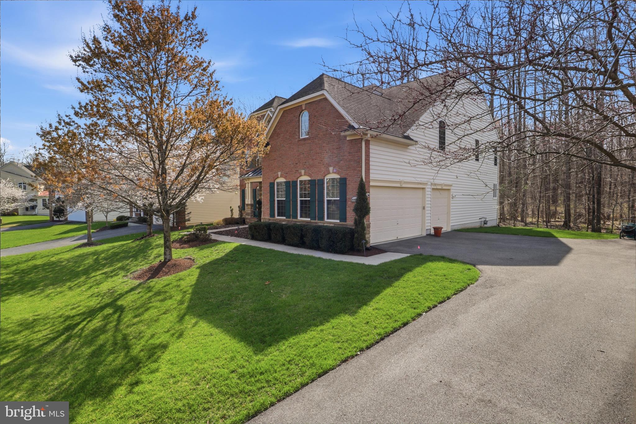 OAK CREEK - Residential