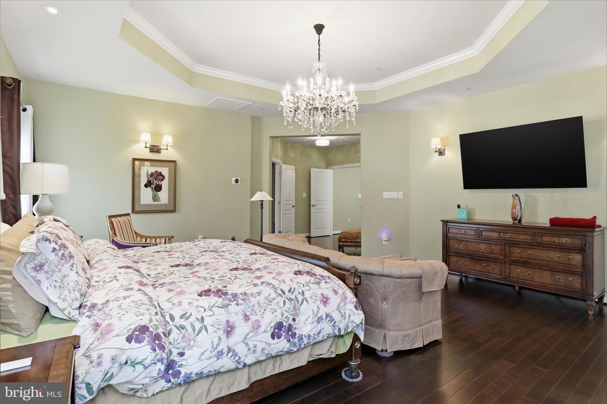 OAK CREEK - Residential