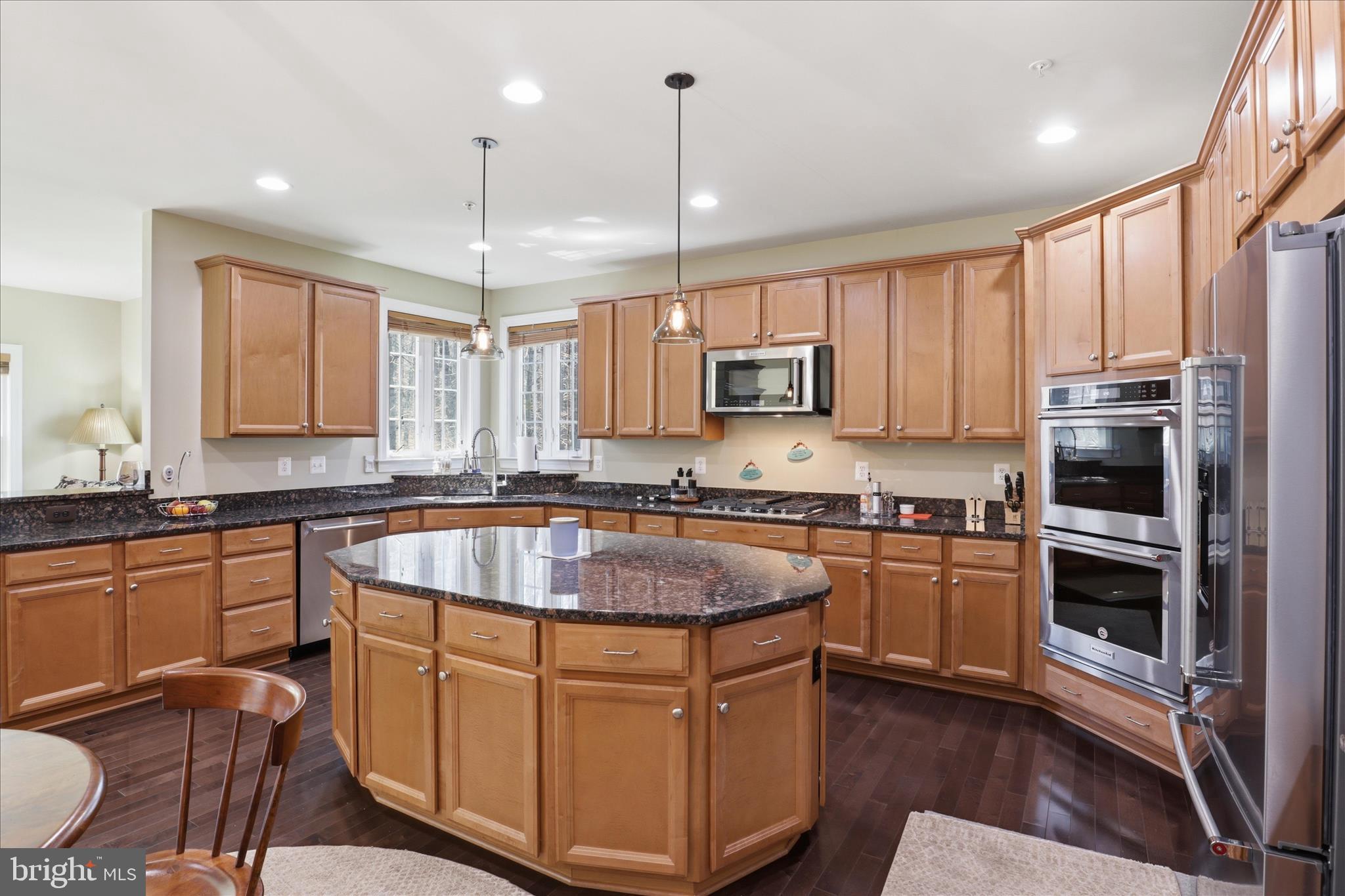 OAK CREEK - Residential