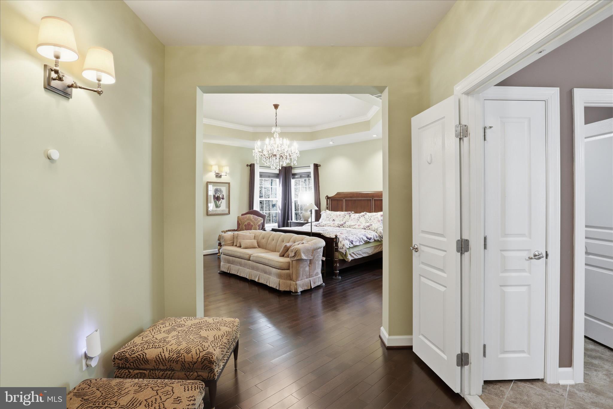 OAK CREEK - Residential