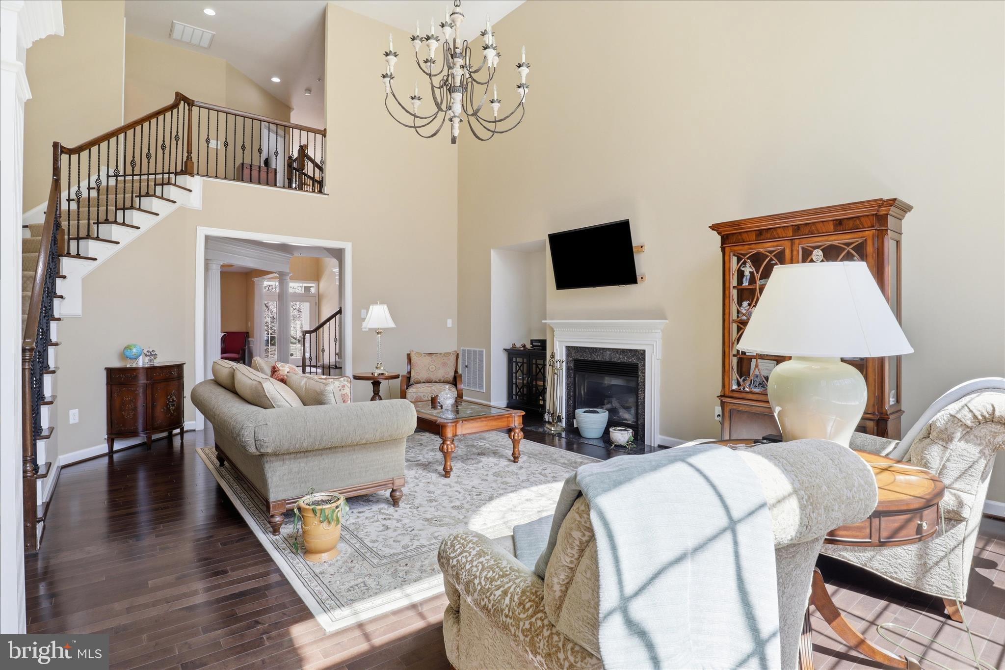 OAK CREEK - Residential