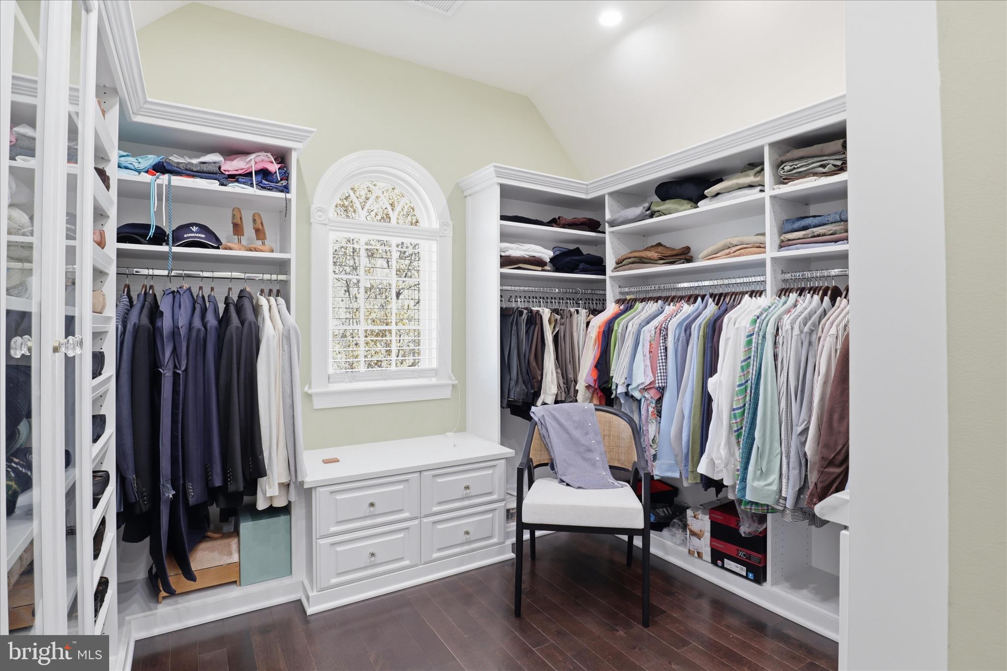 OAK CREEK - Residential