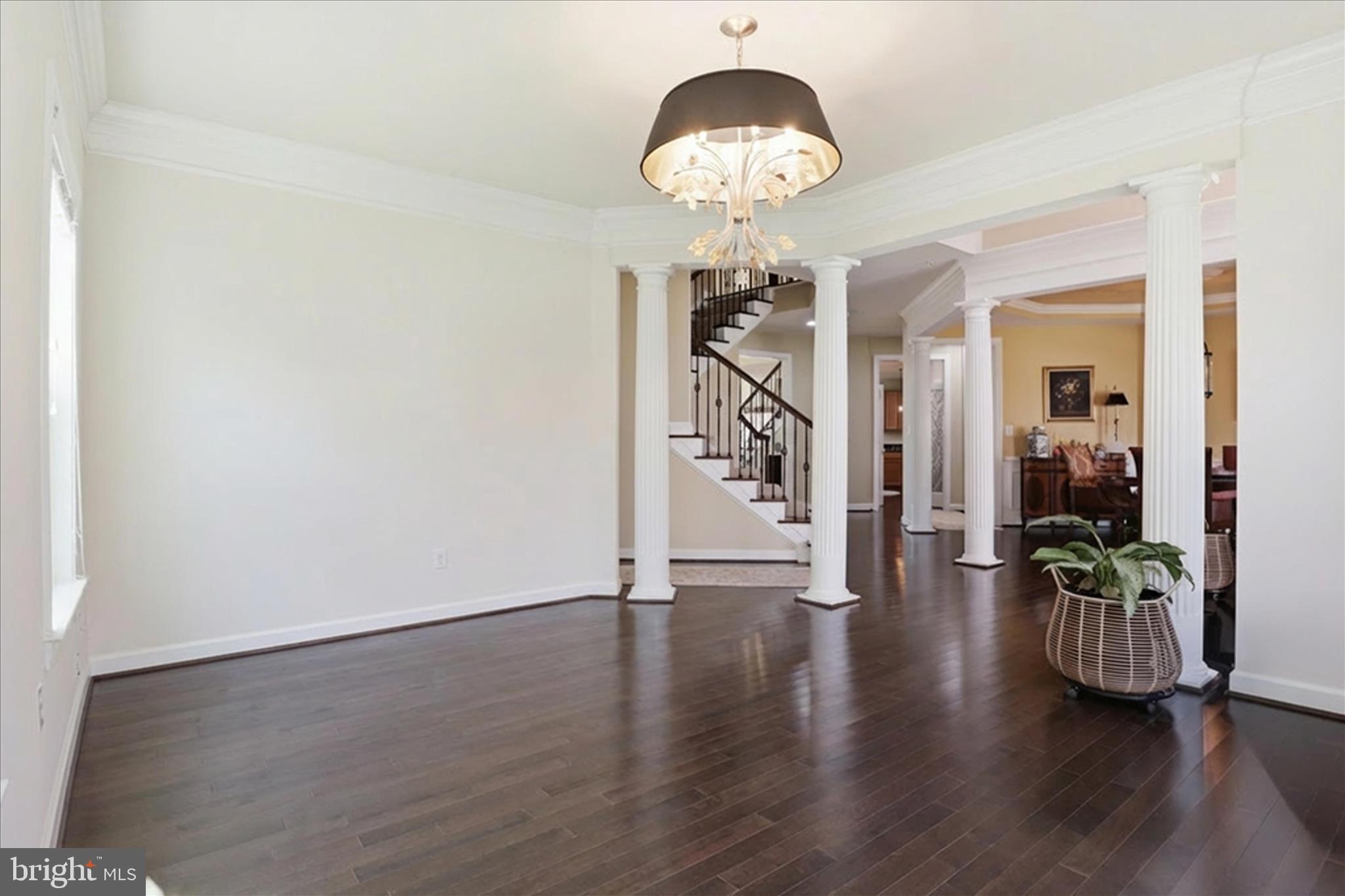 OAK CREEK - Residential